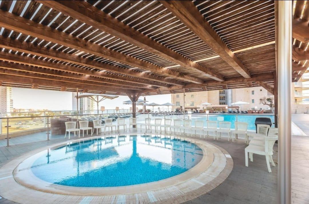 Neve David Hotel Netanya Bagian luar foto